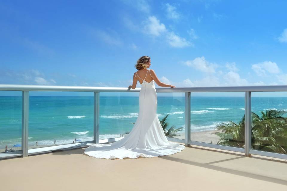 Bride on Ocean Grande Terrace