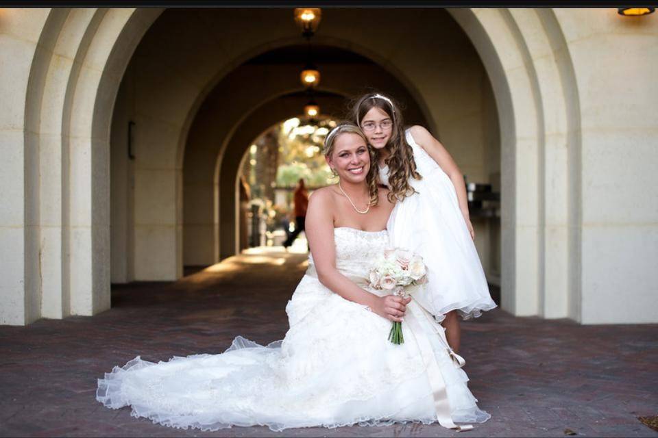 Bride with the kids at the wedding