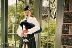 Paul McCue, Bagpiper