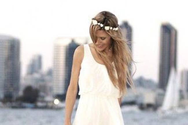 Beach wedding gown