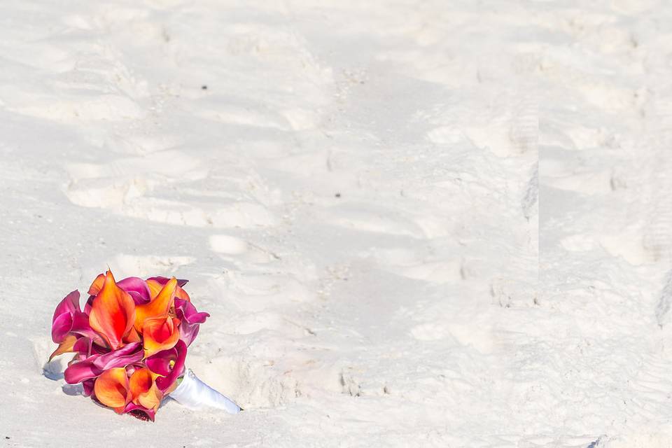 Bouquet on the sand