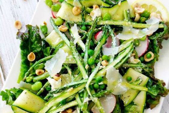 Zucchini Cashew Salad