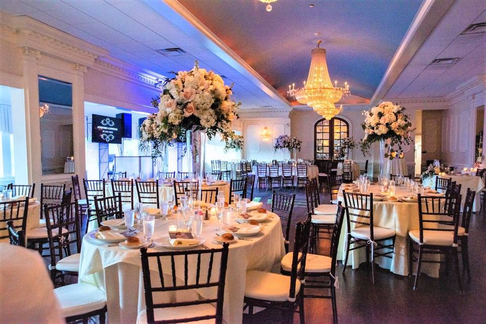 Elegant wedding setup