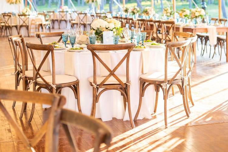 Dreamy osterville tent