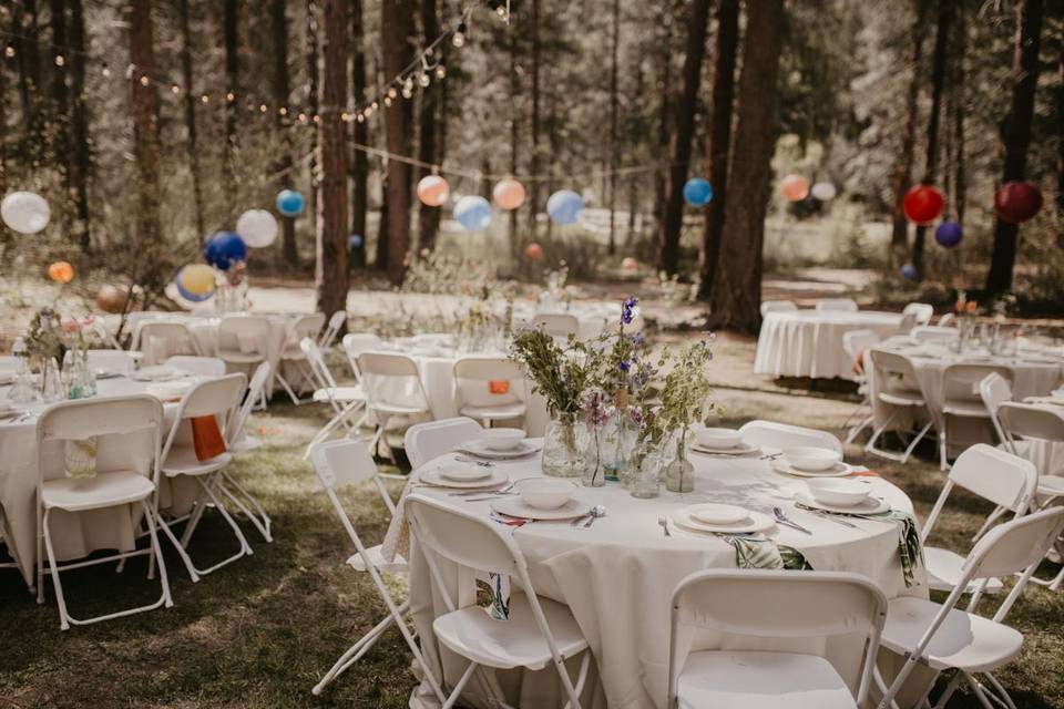 Dinner on the lodge lawn