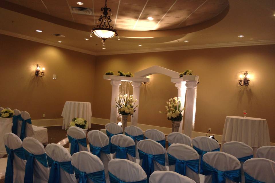 Ceremony Intimate Ballroom