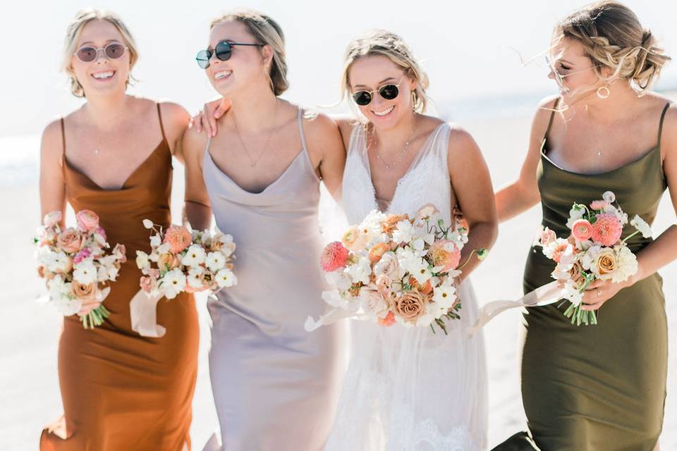 Beach babes!