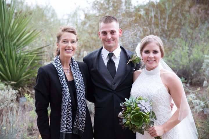 Phoenix Wedding Minister, Reverend Amy MillerPhoenix Desert Botanical. Gardens