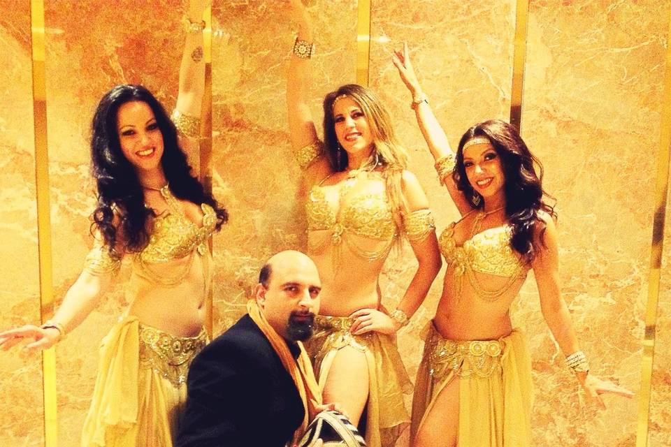 Group bellydance show with live drummer