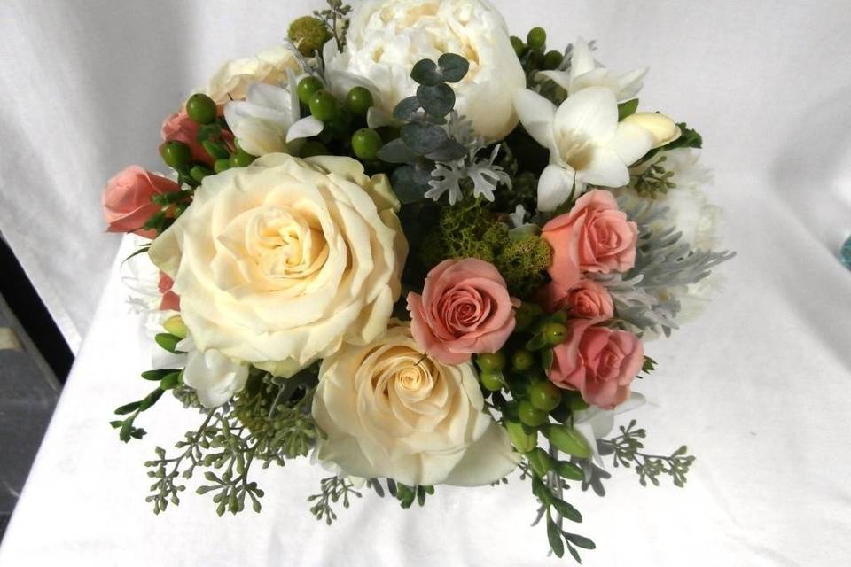 Roses, peony, freesia white and blush