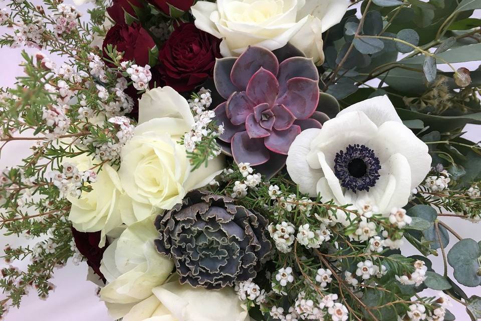 Roses, anemones and succulents