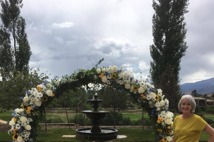 Floral moon arch