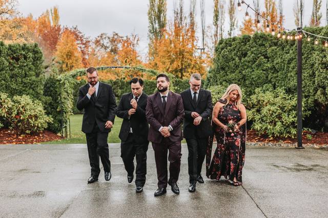 Groomsmen