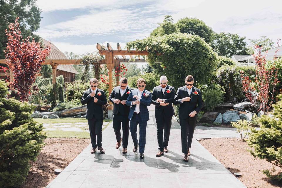 Groomsmen