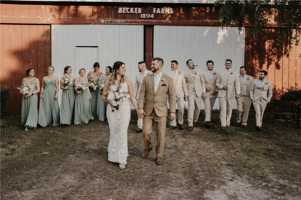 Becker Farms and Vizcarra Vineyards - Venue - Gasport, NY - WeddingWire