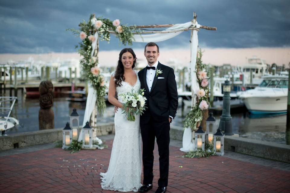 Bride & Groom with Chuppa