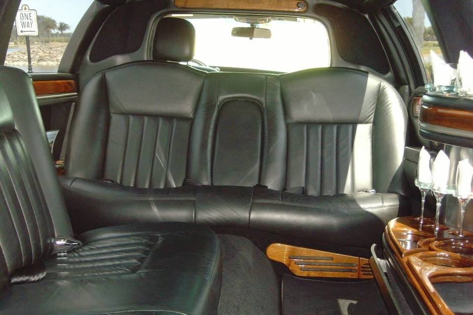 American Comfort Limousines