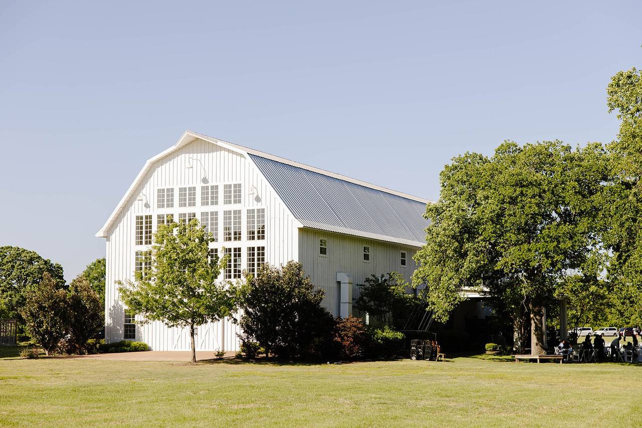 The White Sparrow by the Springs Barn & Farm Weddings