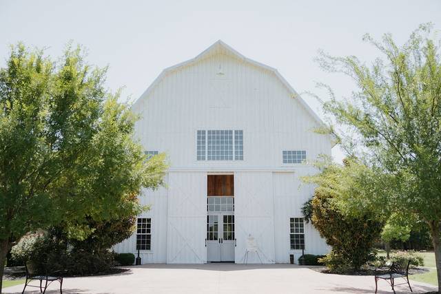 The White Sparrow by the Springs