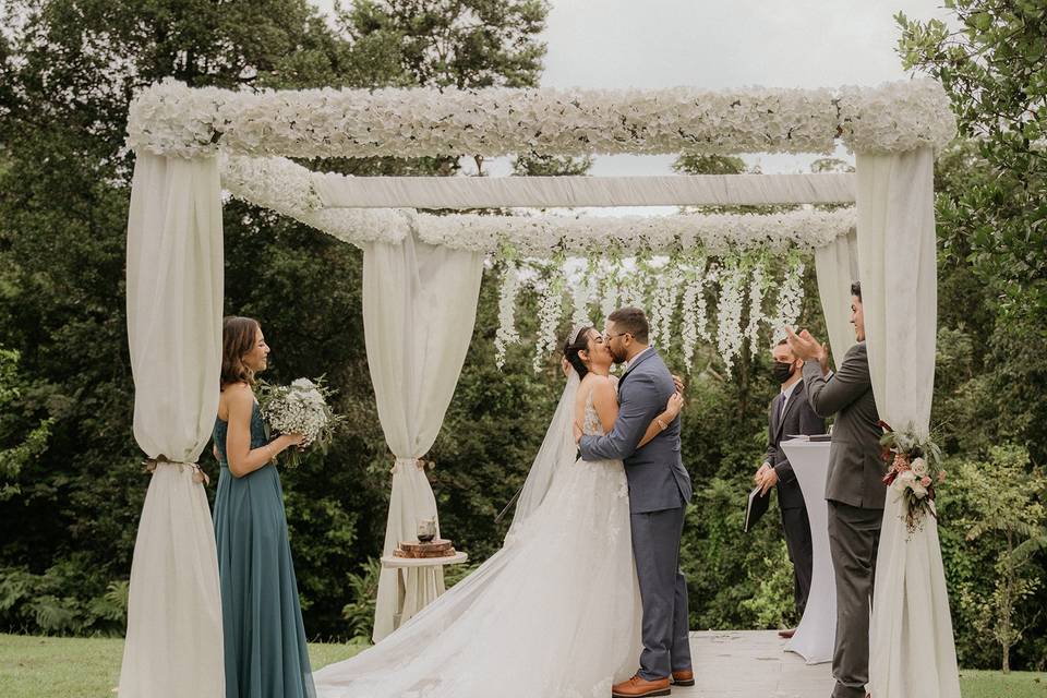 First married kiss!