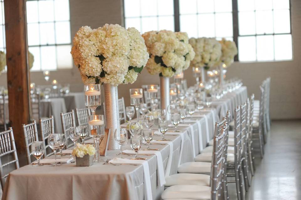 Long table setting