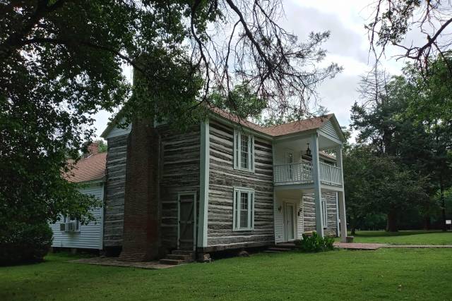 Hillwood at Davies Manor