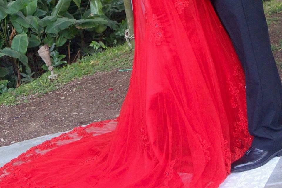 Stunning Red Wedding Dress