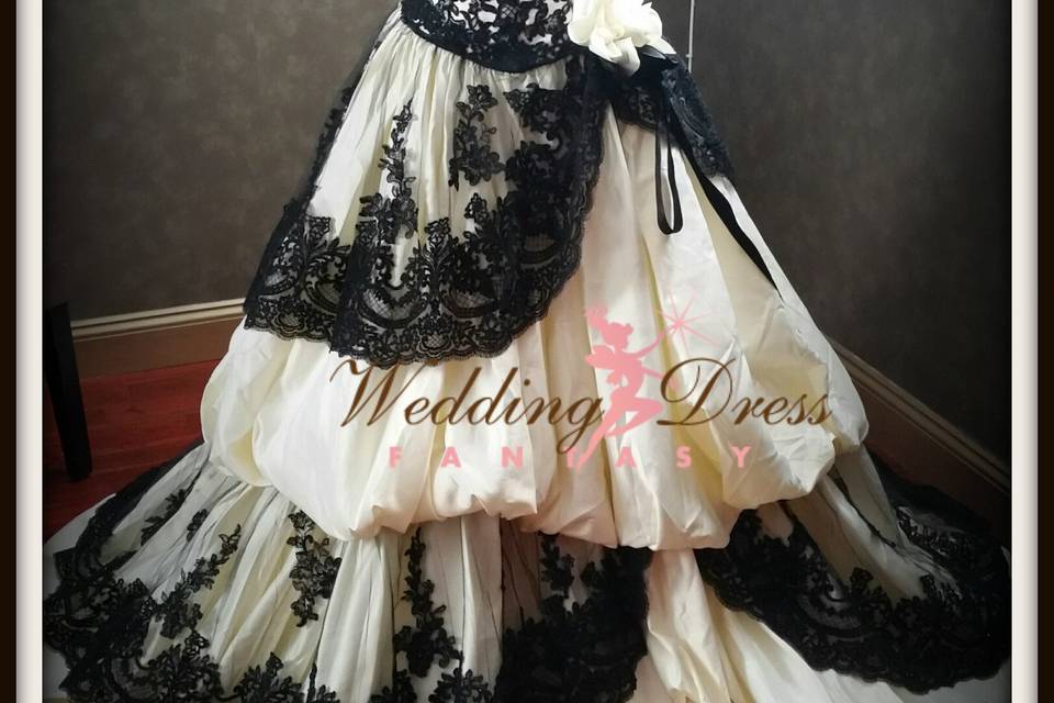 Wedding Dress Fantasy (Couture De Bride)