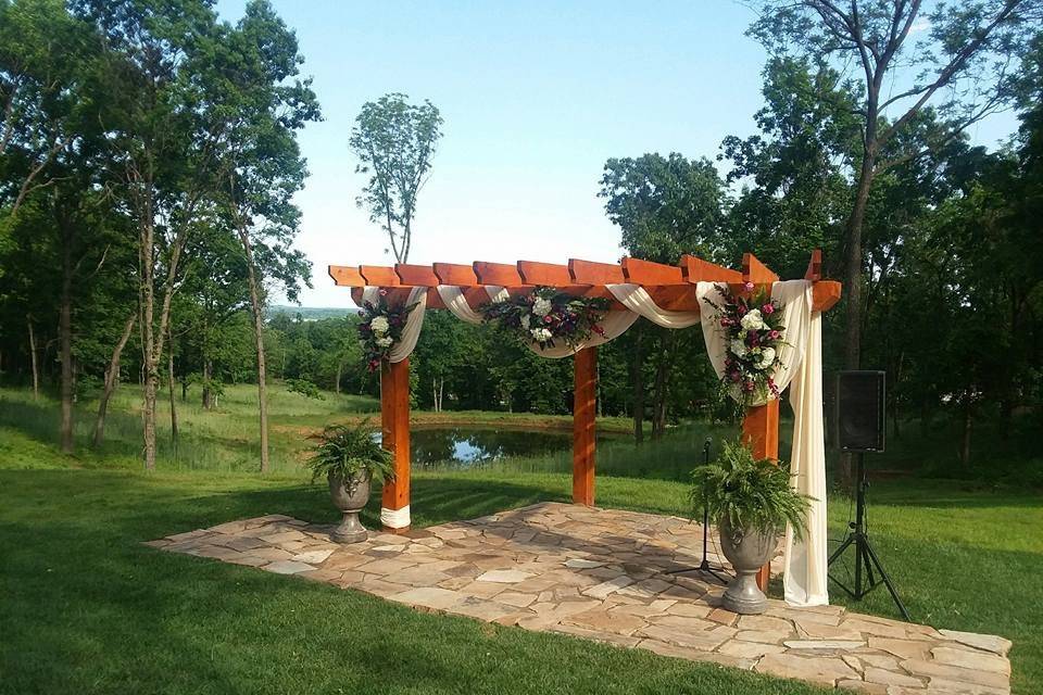 Pergola for outdoor weddings