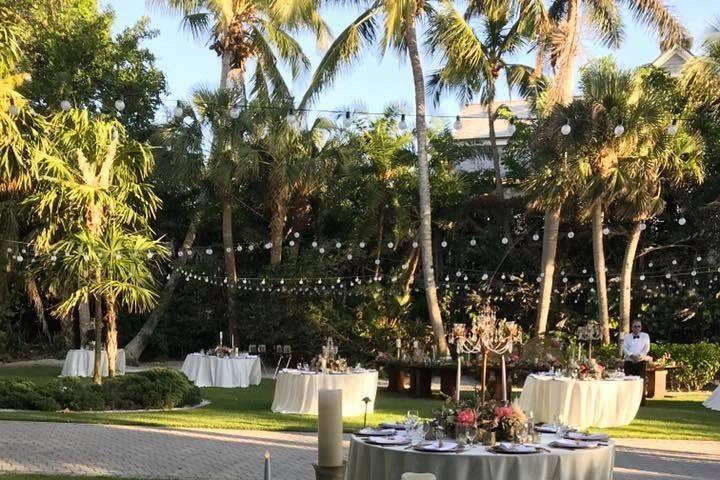 Naples Wedding Catering by Friscos