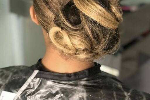 Pretty up-do