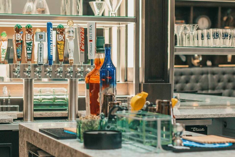 Modern bar services