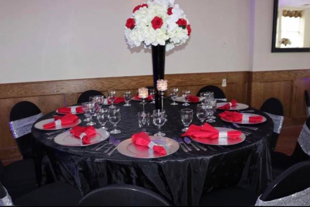 Sophisticated tablescapes