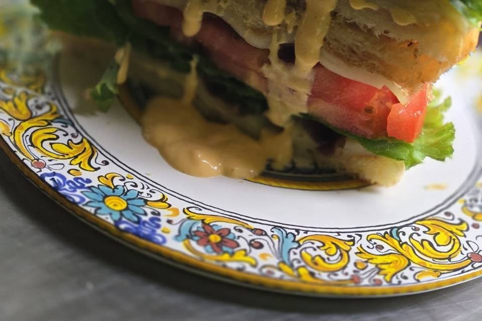 Cheesy BLT - Plant-based