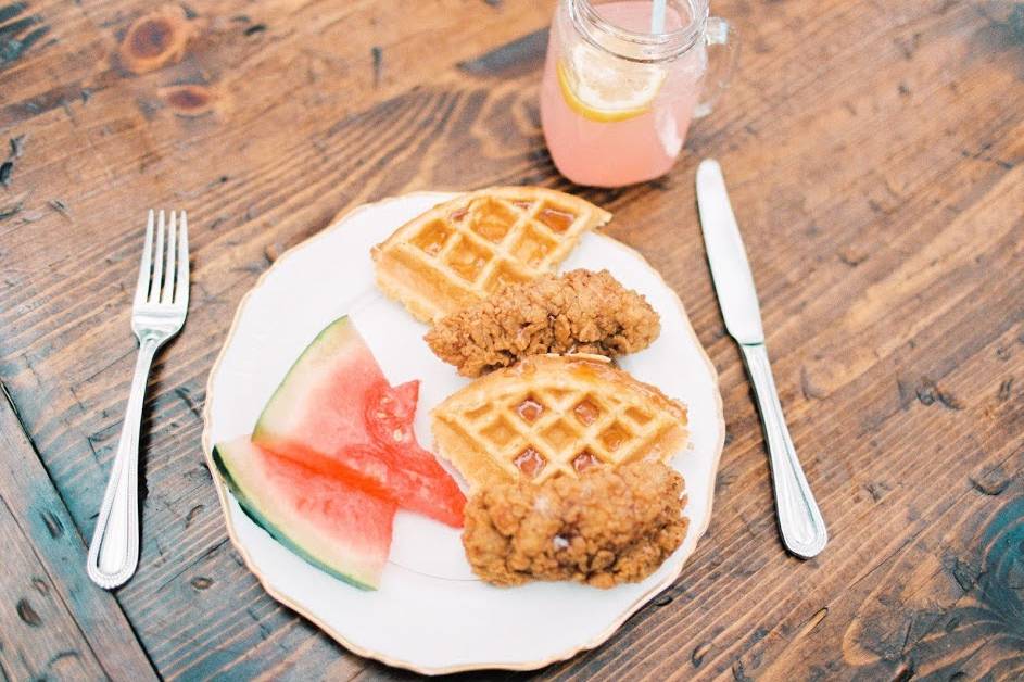 Chicken & waffles