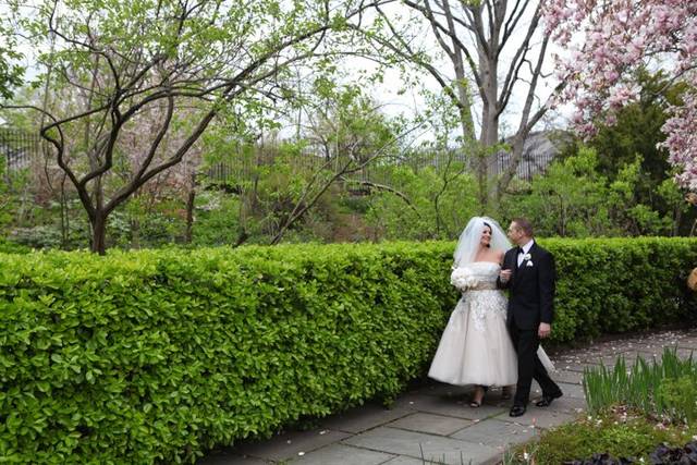 Central Park Wedding Ceremonies by Happenings