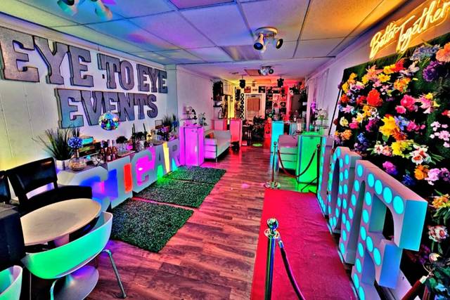 Showroom Storefront