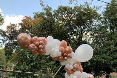 Balloon arch