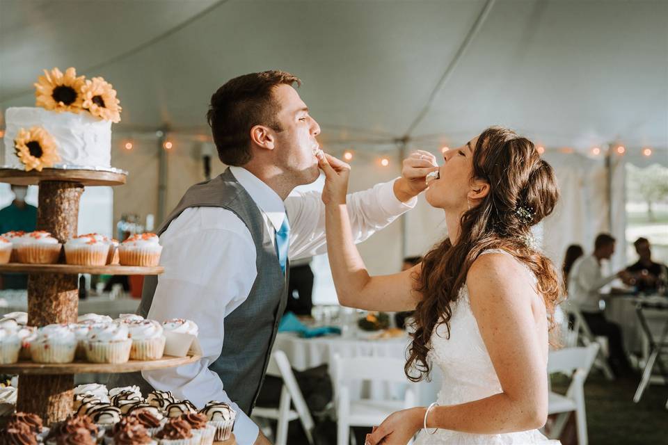 Couple eating cake