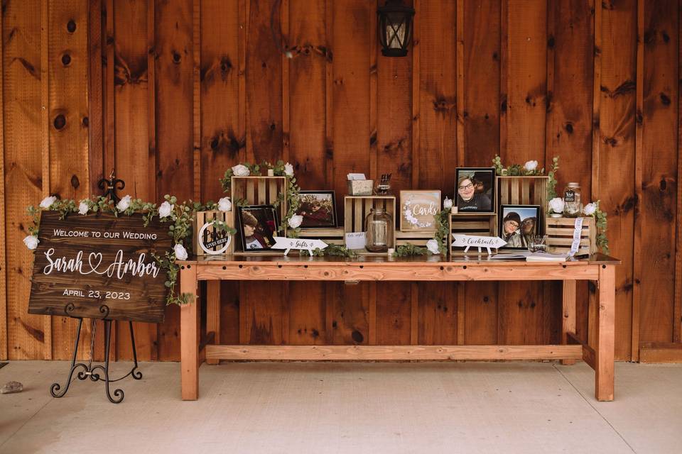 Welcome Table