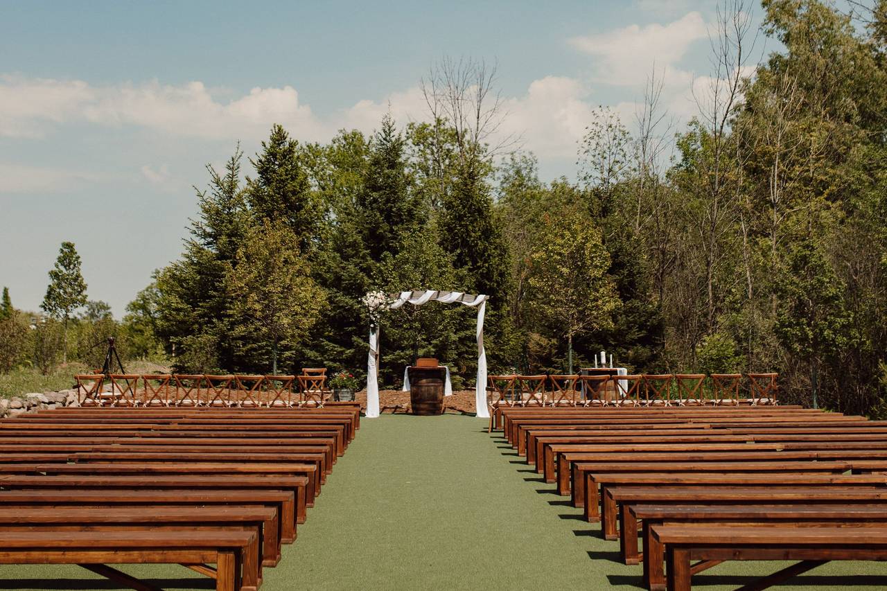 The Bog - Barn & Farm Weddings - Saukville, WI - WeddingWire