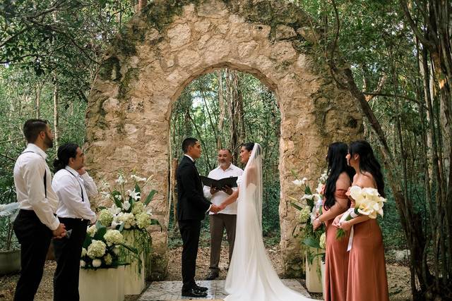 L&L Your Wedding Planner Tulum