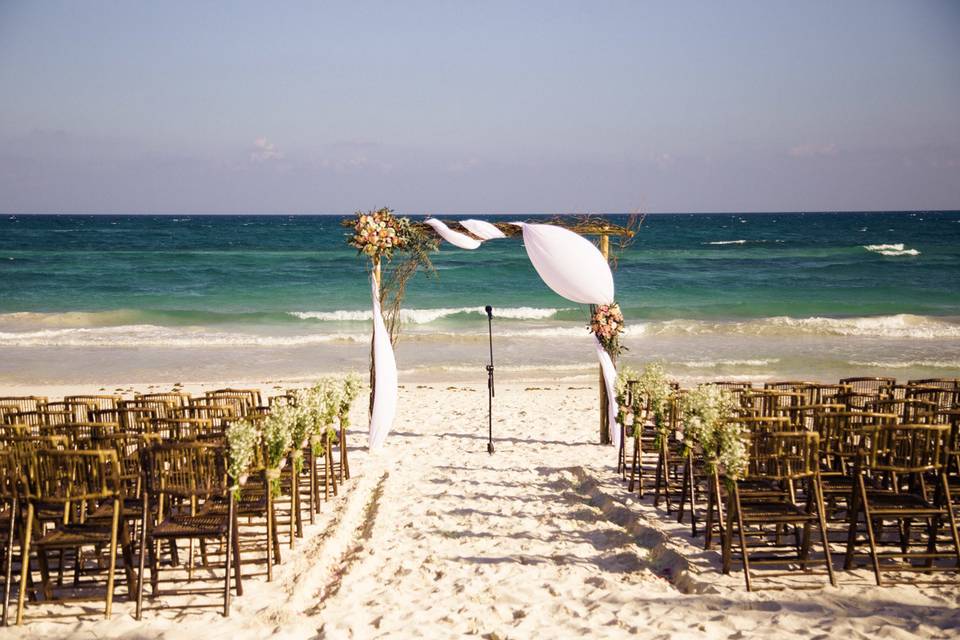 L&L Your Wedding Planner Tulum