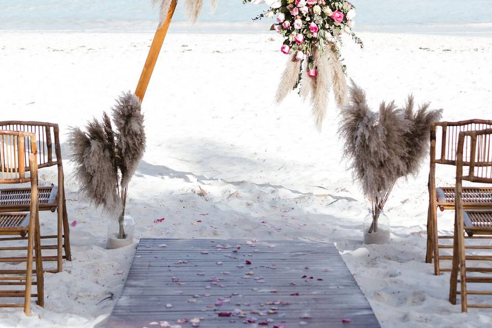 L&L Your Wedding Planner Tulum