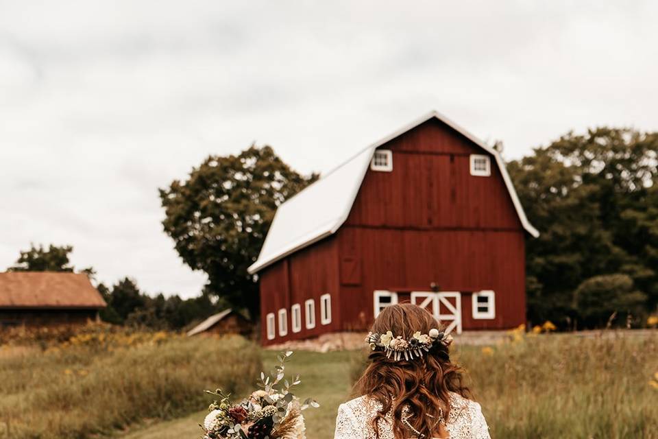 Bride at Red Barn Weddings