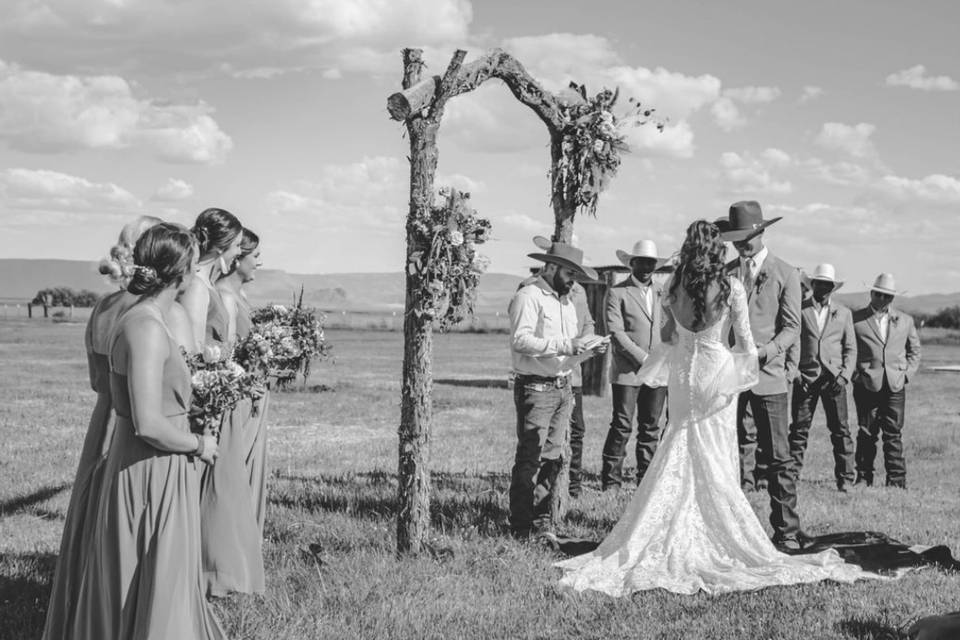 Paisley Oregon Wedding