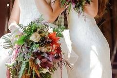 Bouquets or wearable accents