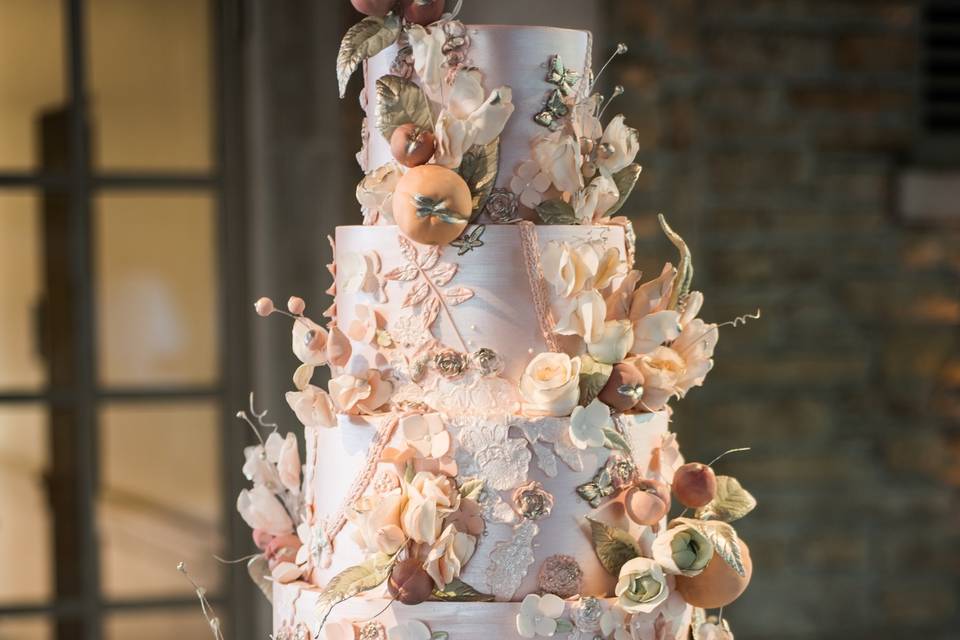 Nature themed Wedding Cake