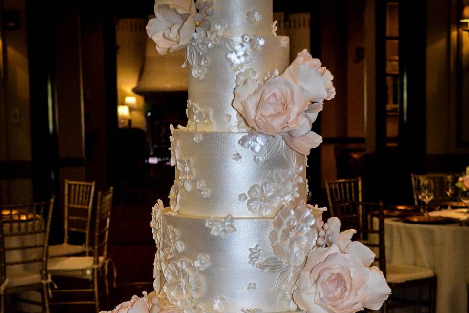 Bridal gown  Wedding Cake