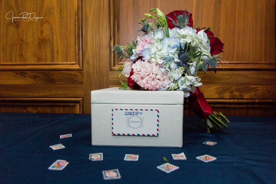 Bouquet and Card Box